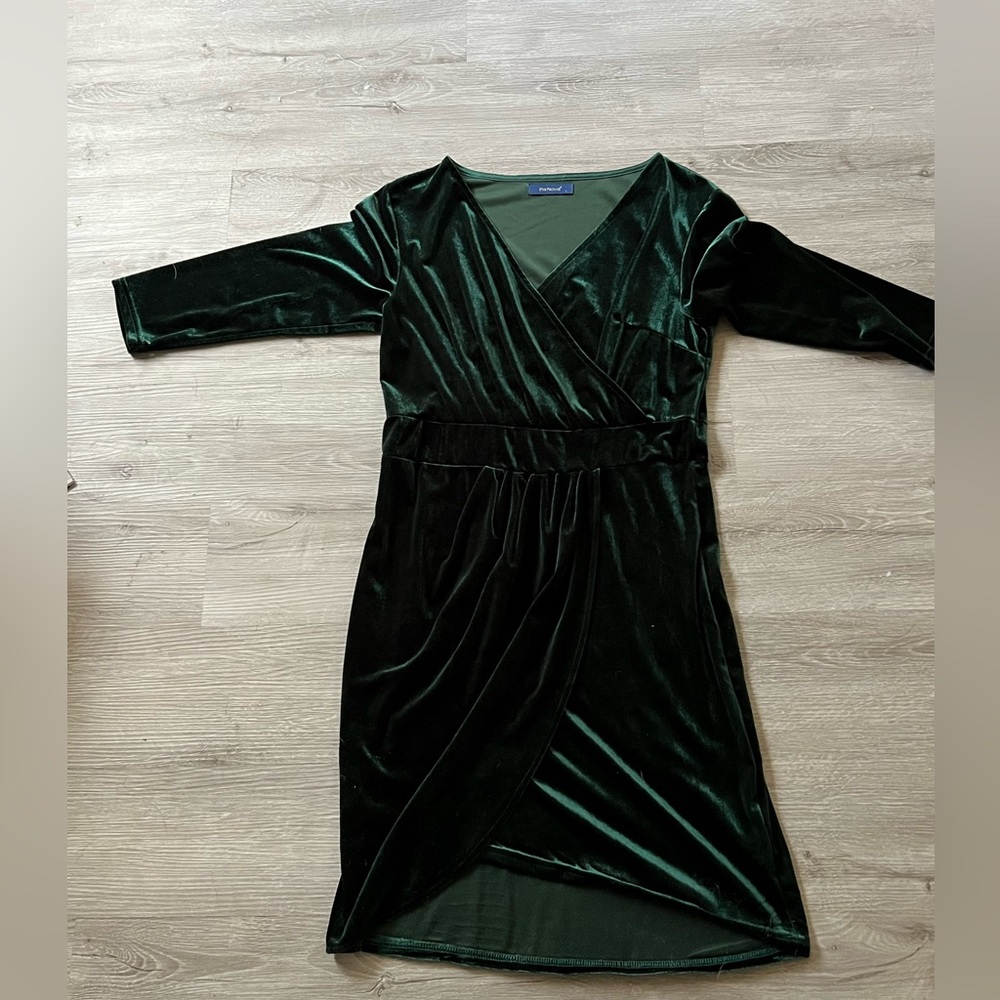 Velvet like material green dress